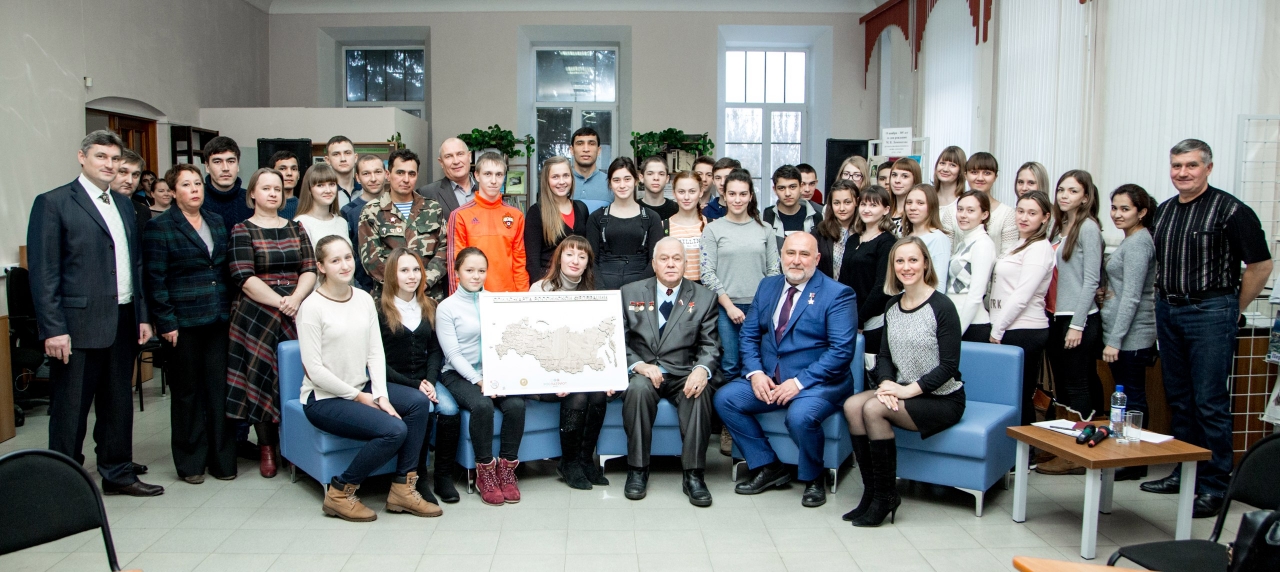 Шадринский университет стал участником  Всероссийской акции Диалоги с Героями